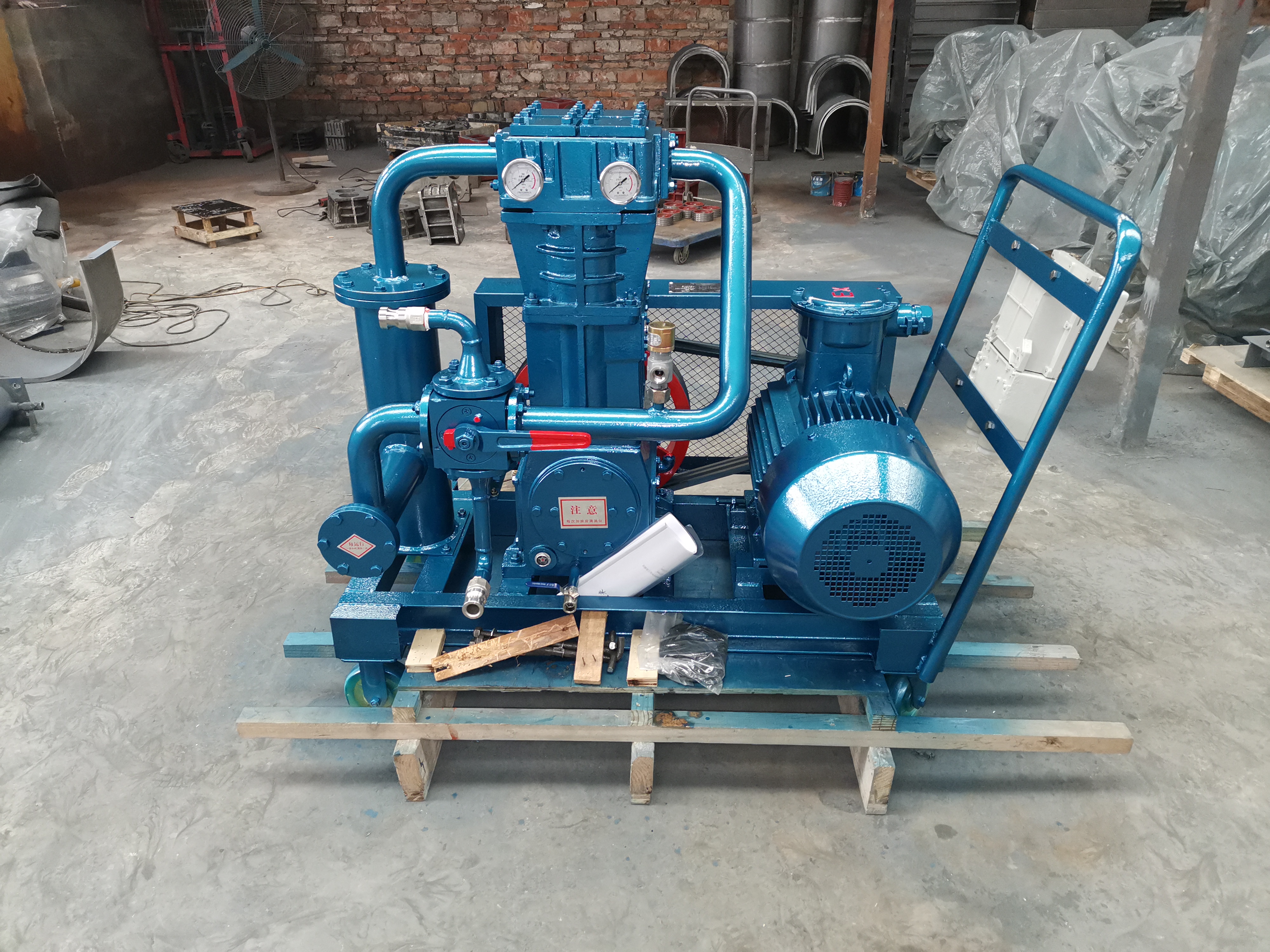 ضواغط ZW-0.6 / 10-16LPG